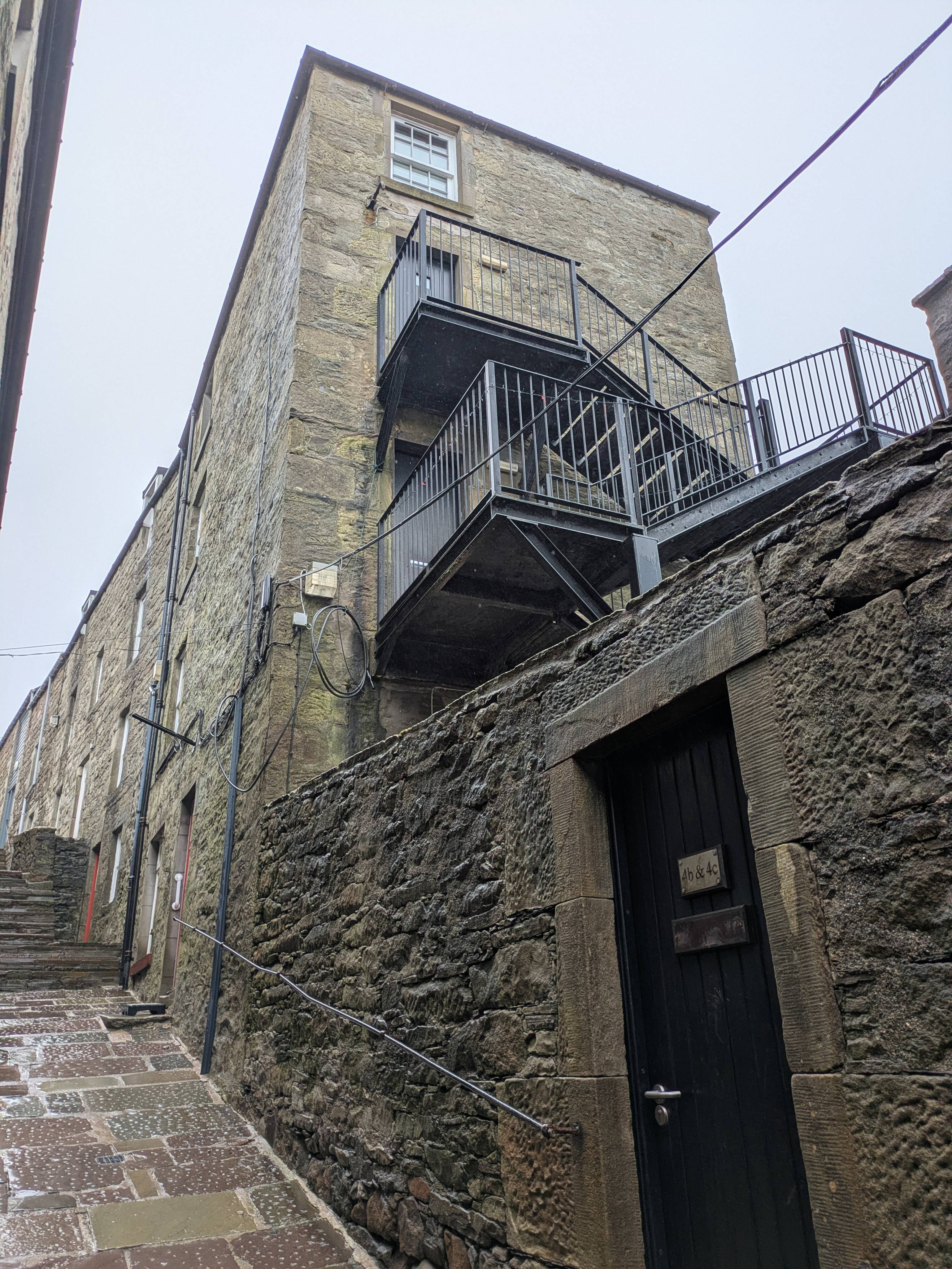 Planning document preview for application 2026/200/PPF, at 4B Reform Lane Lerwick Shetland ZE1 0DQ, showing PHOTO EXTERNAL APPROACH 4B REFORM LANE